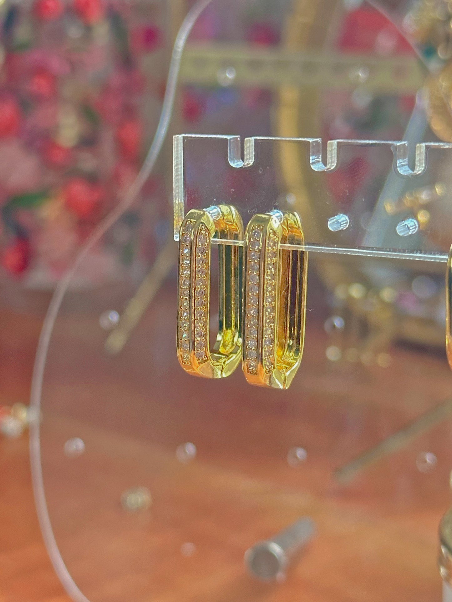 Argollas cuadradas con zirconias