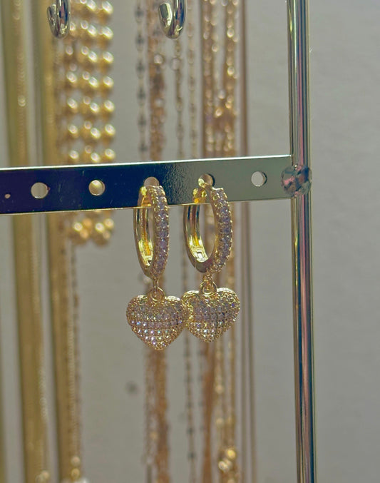 Corazones en zirconias, baño 18K