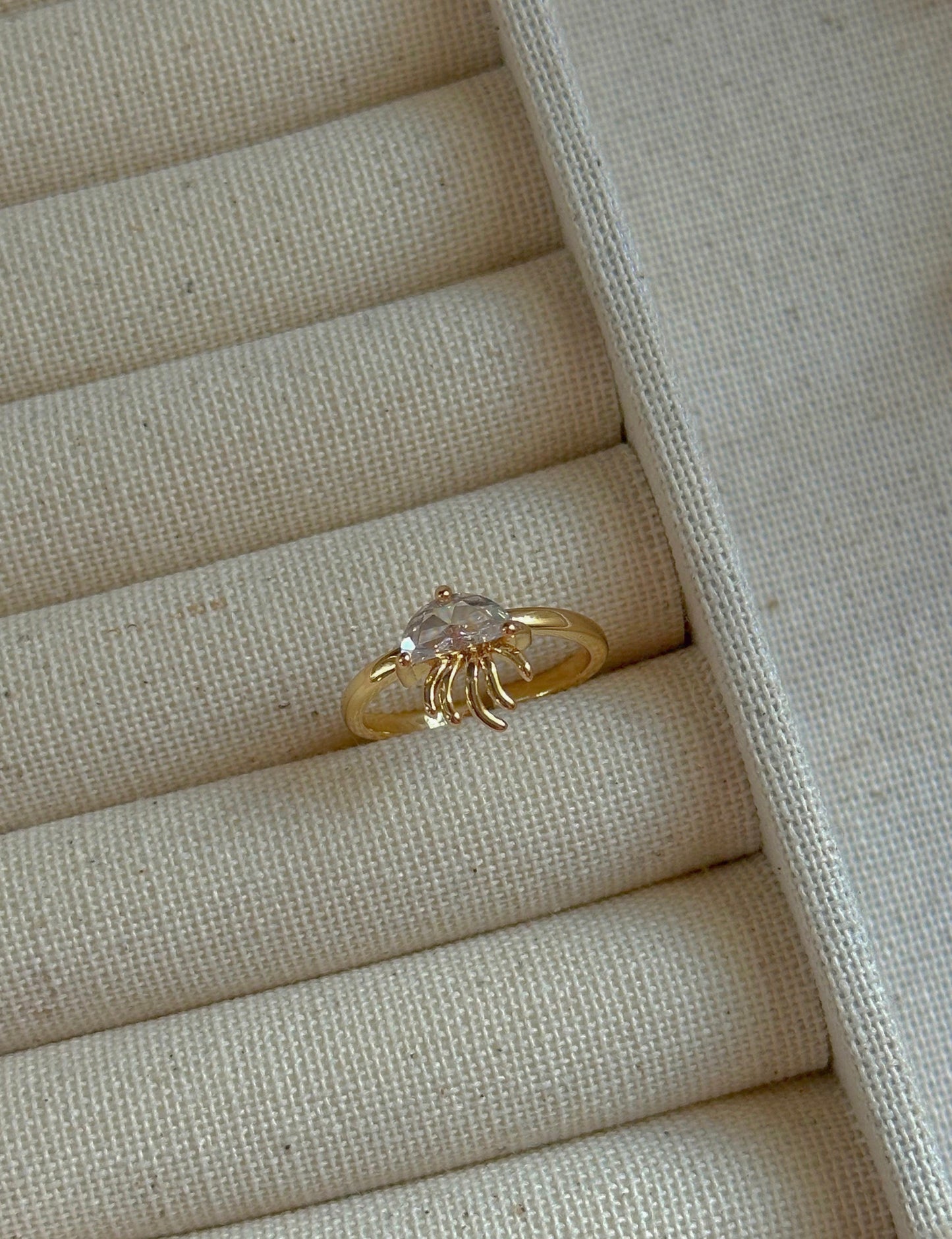Medusina, ajustable, baño de 14k