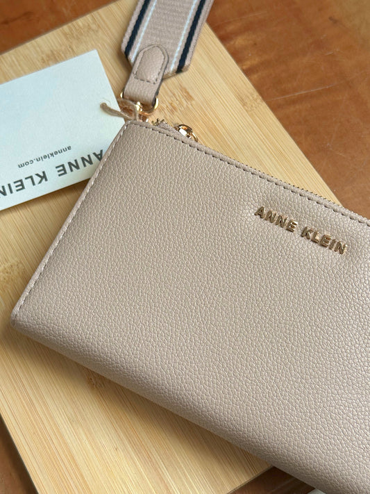 Monedero Anne Klein