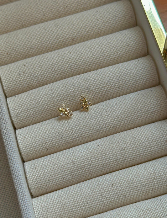 Mini florecitas, baño 18K