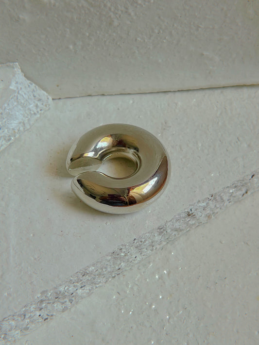 Earcuff liso plateado