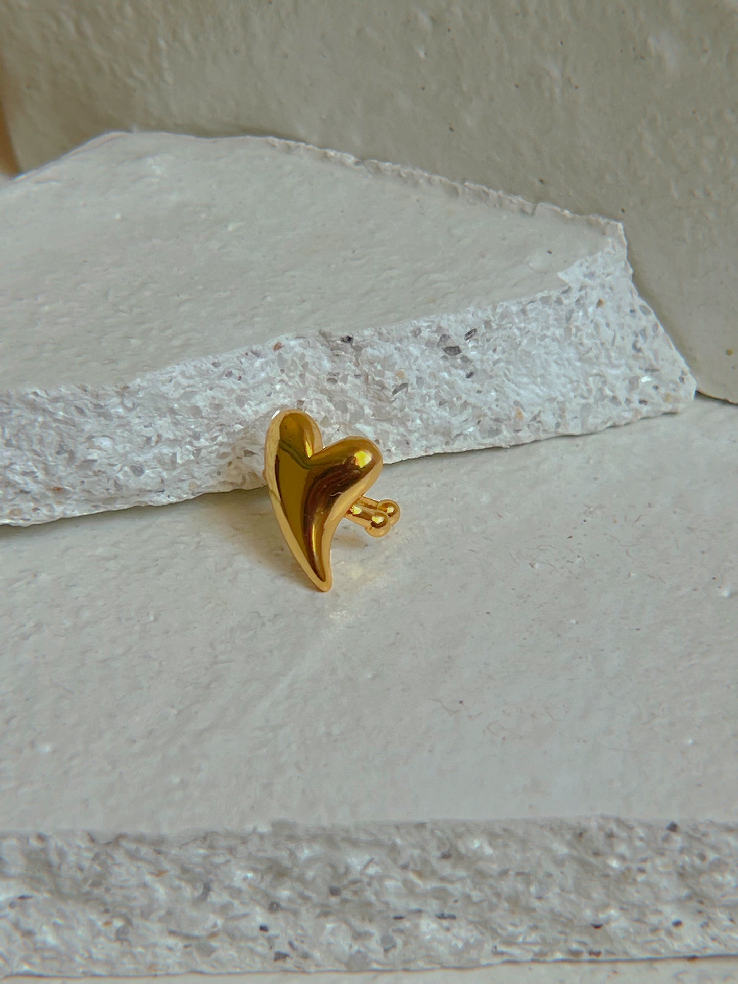 Earcuff heart